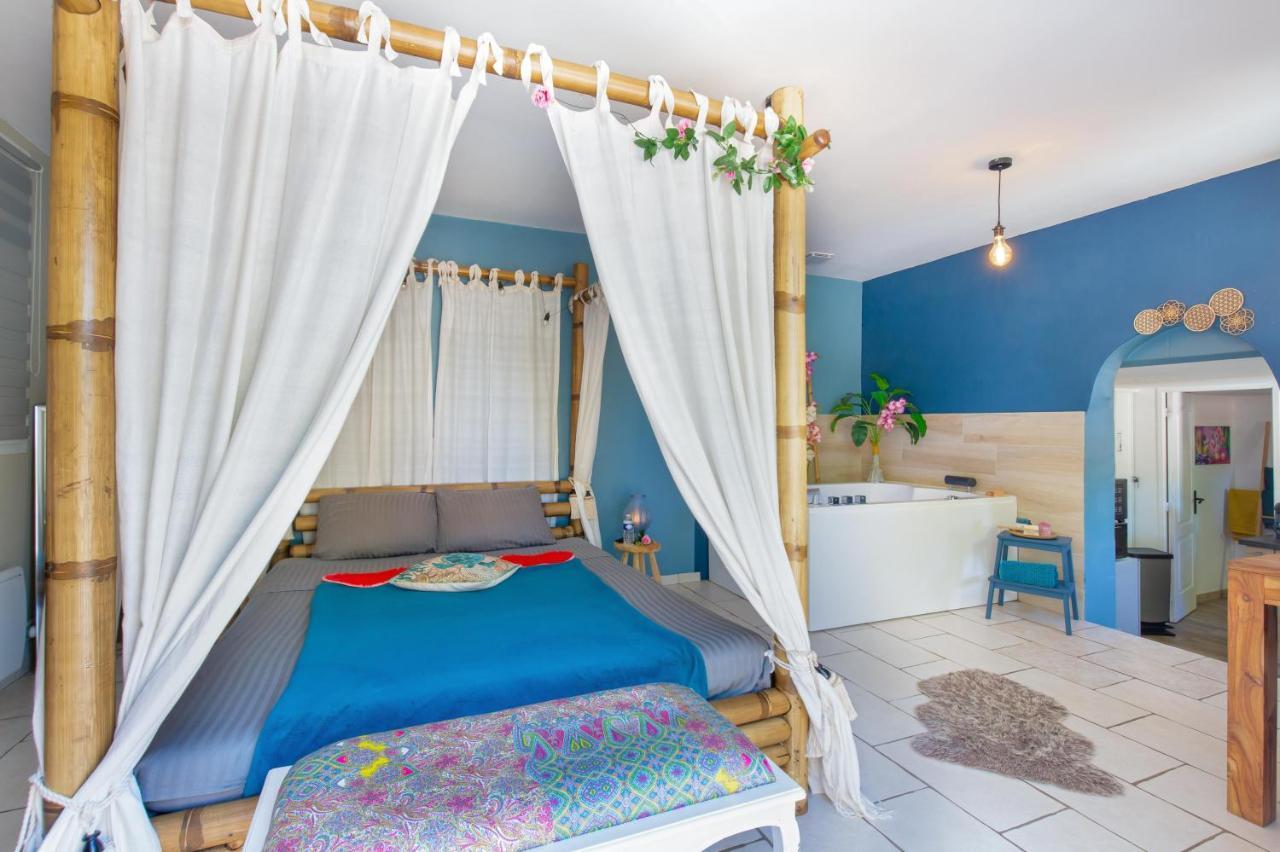 Appartement Jacuzzi 4 Etoiles Beaute - Mbroom Var Puget-sur Argens Exterior photo